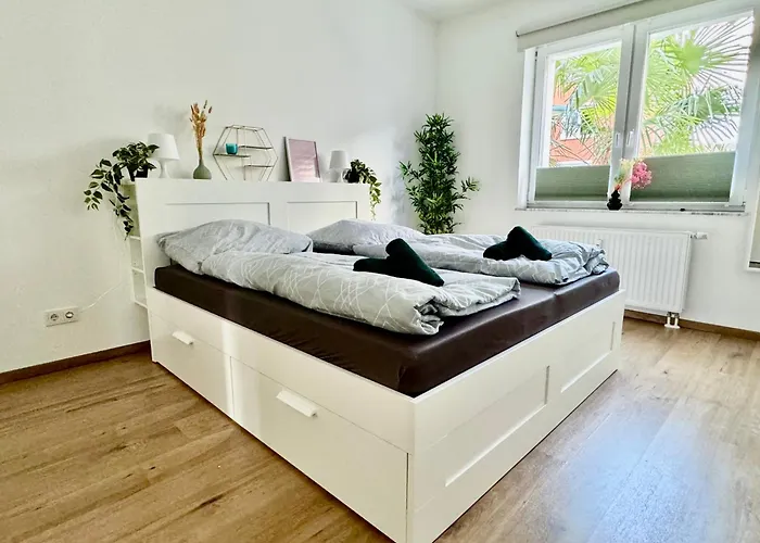 Palmtrees - Grosse Und Moderne 2 Zimmerwohnung Mit Sued-west Balkon In Gladbeck-mitte Naehe Movie Park Und Arena Aufschalke גלדבק